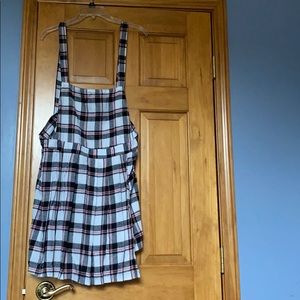 BOOHOO PINAFORE DRESS TAG STILL ON